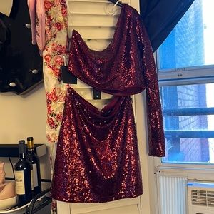Two piece red sequin Lulus one-shoulder set (size M)